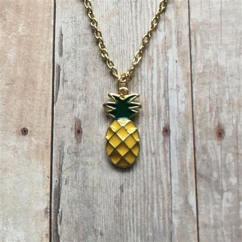 Gorgeous Pineapple Necklace Etsy