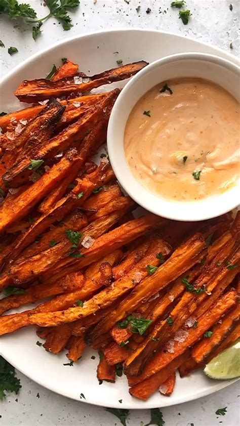 Crispy Sweet Potato Fries🍠🍟 Video In 2024 Air Fryer Recipes Healthy Healthy Food Dishes