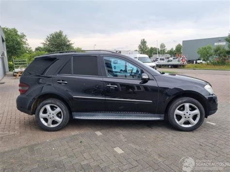 Mercedes Ml Ii Ml Cdi Matic V V Schrottauto Schwarz