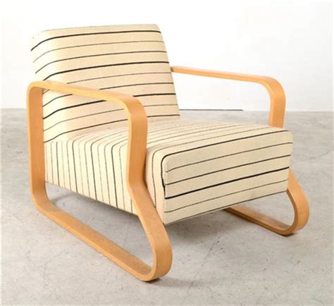 Model No Lounge Chair Par Alvar Aalto Sur Artnet