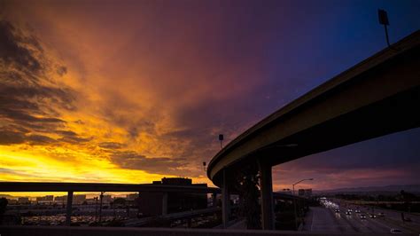 Taking a closer look at the 405 Freeway - Los Angeles Times