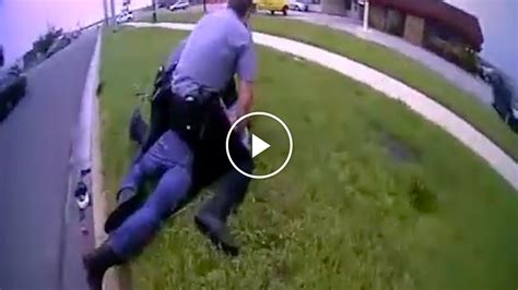 Derrick Scott Tells Police ‘i Cant Breathe In Body Camera Video