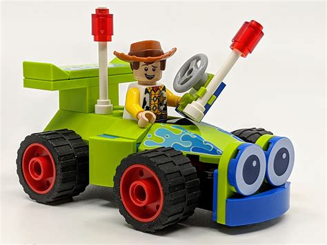 10766: Woody & RC Toy Story 4 Set Review - BricksFanz