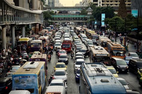 中秋連假恐現車潮 幸福公路app掌握路況樂活 僑務電子報