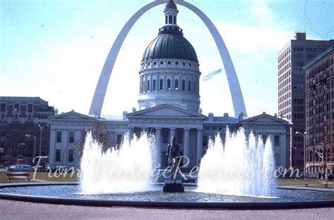 Pin By Dwayne Pounds On St Louis Missouri Missouri Louis Statue