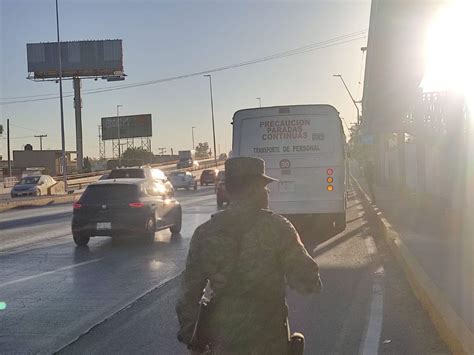 Camión De Personal Choca Contra Vehículo Compacto En Carretera Torreón Matamoros El Siglo De