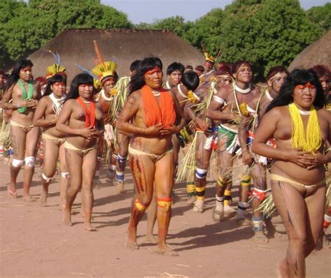 Brazil Tribe Girls Naked Runners