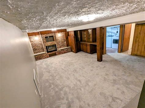 Rolfe Street: East Hills - City of Bridges