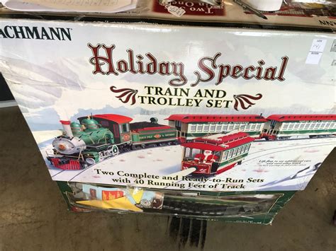 Bachmann Holiday Special Train & Trolley Set