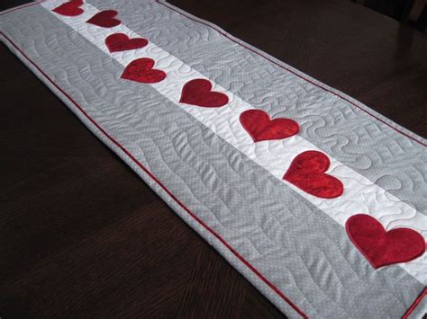 Trail Of Hearts Quilted Valentine Table Runner Red Hearts On Gray