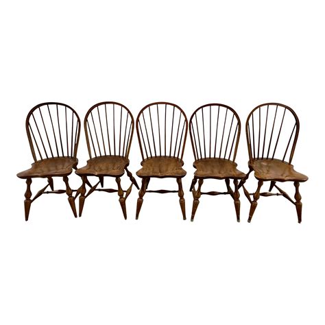 Vintage Spindle Bow Back Windsor Saddle Chair Chairs Set Of 5 Chairish