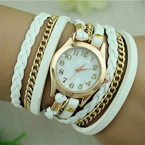 Relogio Feminino Dourado De Couro Branco Bracelete Strass R 45 76 Em