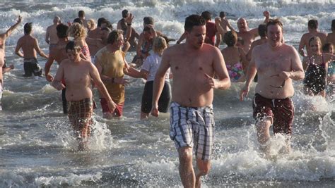 Polar Plungers Get A Bracing Start To The New Year With An Ocean Dip