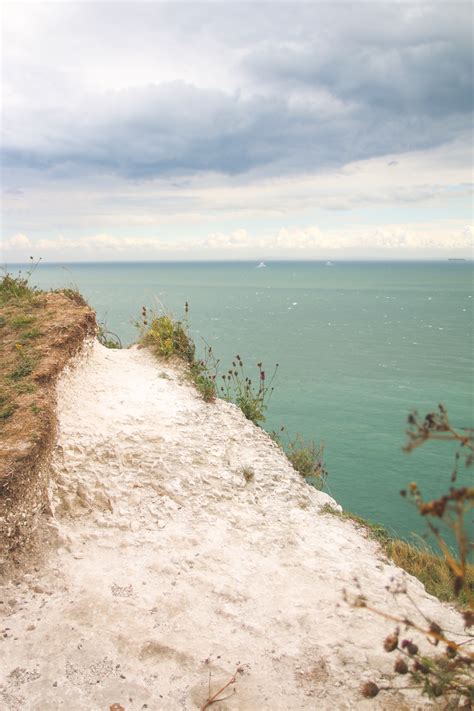 Hiking The White Cliffs of Dover & South Foreland Lighthouse - April ...