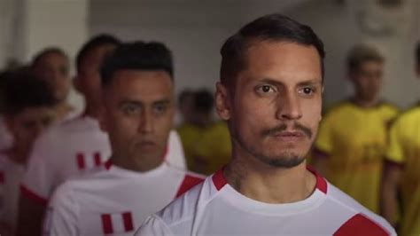 Contigo Capit N Serie Sobre Paolo Guerrero Presenta Su Primer