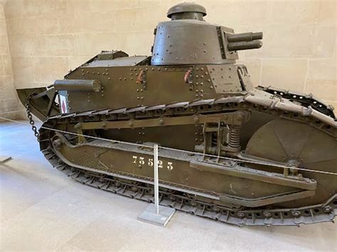 Best 5 Things to See in The Army Museum Paris