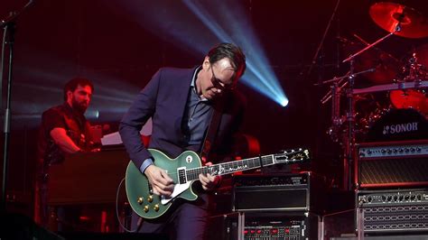 Joe Bonamassa Slow Train 5 10 14 Landmark Theatre Syracuse Ny Youtube