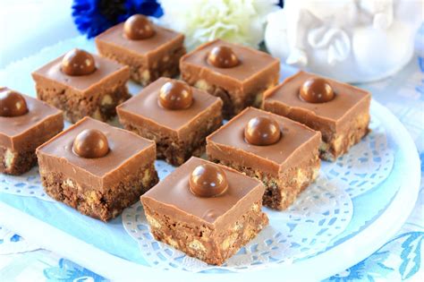 Carrés au chocolat et au lait malté Les Gourmandises De Amela