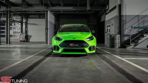 Bright Green Ford Focus Rs 03