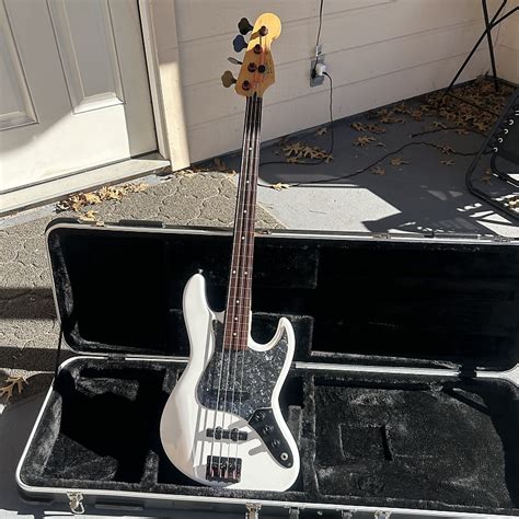 Warmothfender Jazz Bass White Reverb