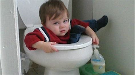 15 Crazy Pictures Of People Getting Stuck That Ll Have You Laughing In