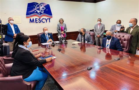 MESCYT abre convocatoria a más de 6 000 becas nacionales