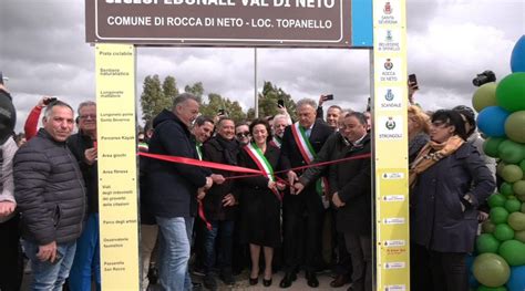 Inaugurata La Pista Ciclopedonale Valle Del Neto CalabriaUno TV