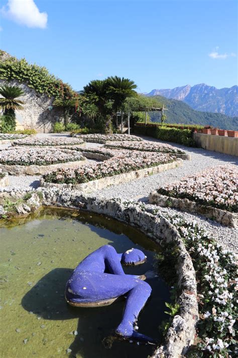 Ravello, Italy - Gallivanting through Italian Gardens - LADYHATTAN