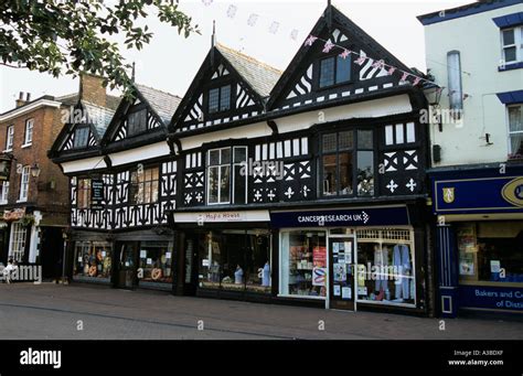 Nantwich town centre shops hi-res stock photography and images - Alamy