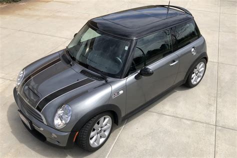 No Reserve 32k Mile 2003 Mini Cooper S 6 Speed For Sale On Bat Auctions Sold For 9 800 On