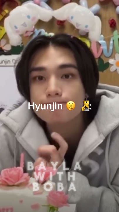 Hyunjin🤫🧏 Hyunjin Skz Mewing Kpop Straykids Vlive Birthday