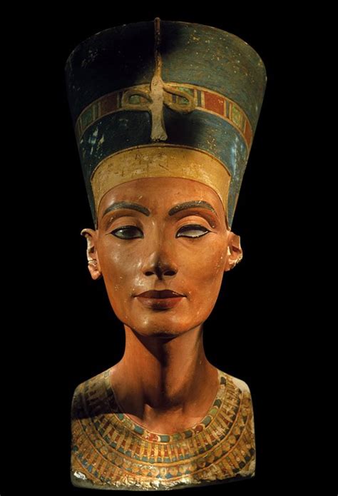 Nefertiti la Gran Esposa Real de Akhenatón vida y misterios