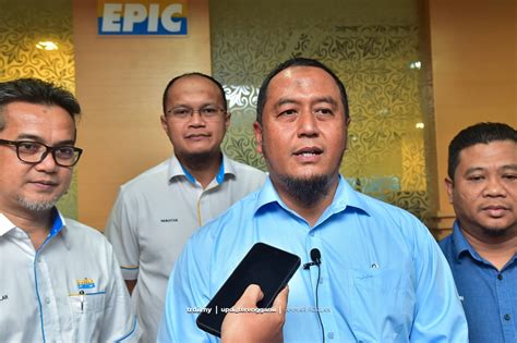 Epic Sumbang Rm Ribu Suntik Semangat Pasukan Hoki Terengganu Trdi News