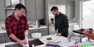 Naomi Blue Jasmine Grey In Thanksgiving Day Pussy Parade Pt 2 Tnaflix