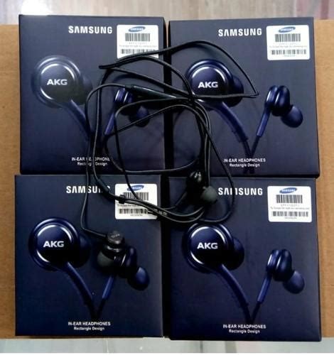 Black Rubber Samsung Akg Earphones at ₹ 100/piece in Haldia | ID ...