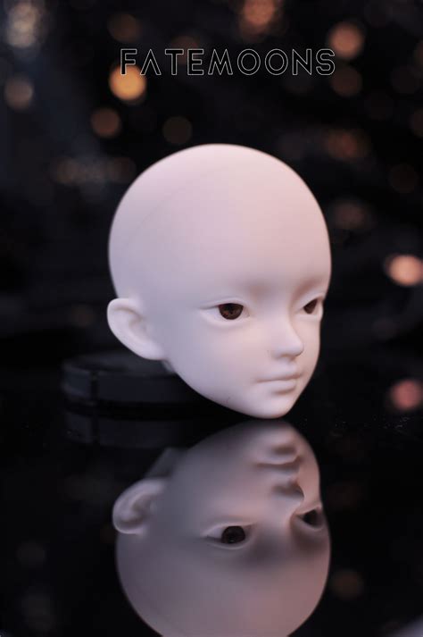 Display Wu Xian Nude Head