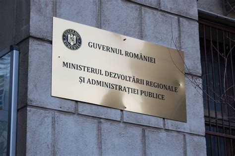 Ministerul Dezvoltării a semnat 12 noi contracte pentru dezvoltarea