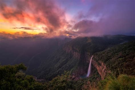 Tragically Beautiful Nohkalikai Falls in Meghalaya