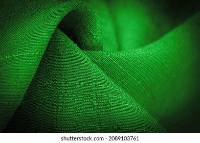 564 Emerald green satin sheets Images, Stock Photos & Vectors ...