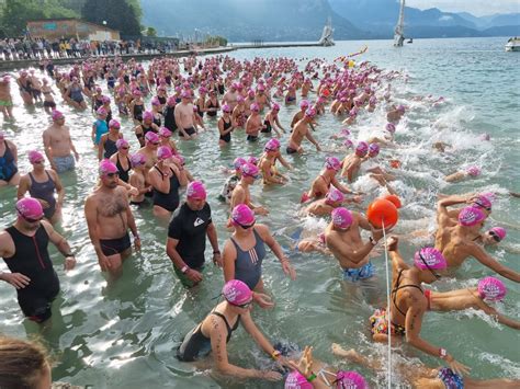 Haute Savoie Travers E Du Lac D Annecy Mardi Ao T Nageurs