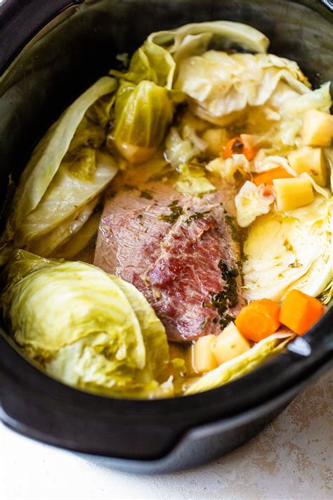 Crock Pot Corned Beef And Cabbage Recipe Livestrongplus