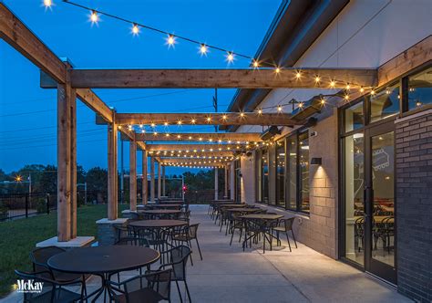 Outdoor Restaurant Patio Lighting | McKay Landscape Lighting