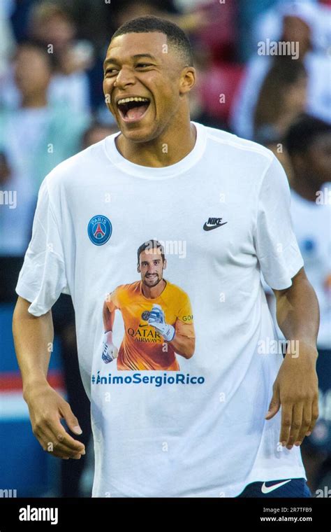 Kylian MBAPPE (Paris St. Germain) laughing during the pre-match warm-up ...