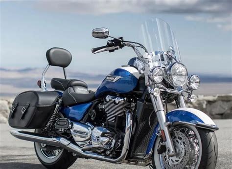 triumph thunderbird images