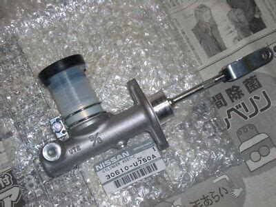 Genuine Nissan Clutch Master Cylinder U A F S Ebay Nissan