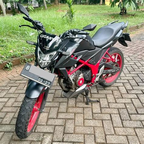 Honda Cb R Streetfire Istimewa Rawatan Pribadi Lacak Harga