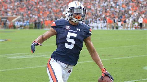 SEC Track Honors Auburn 2-Sport Athlete Anthony Schwartz