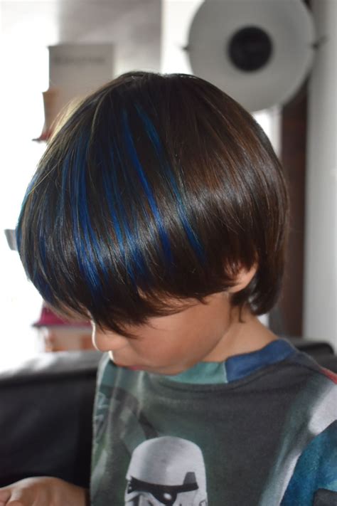 Niños Con El Pelo Pintado De Azul Niños Relacionados