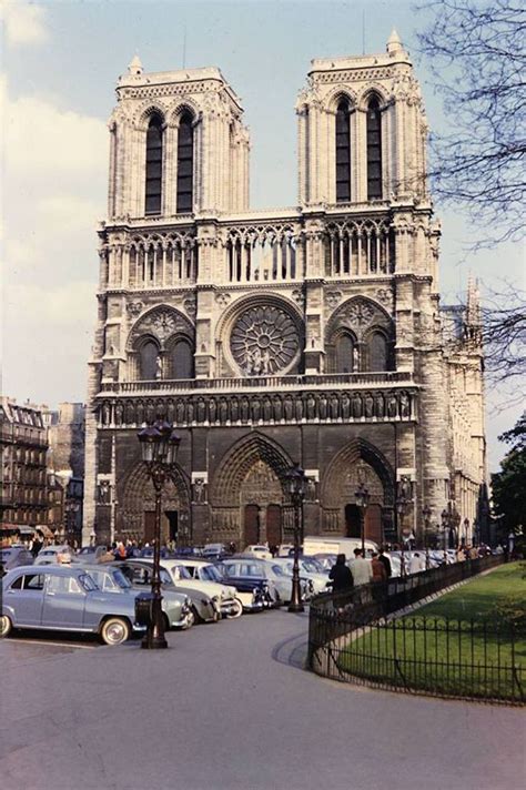 Dinner at the Drive-Through Eiffel Tower | Notre dame de paris cathédrale, Street art paris ...