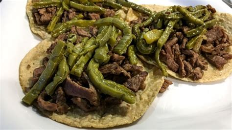 Bistec Encebollado Con Nopales Disfruta De Una Comida Bien Mexicana